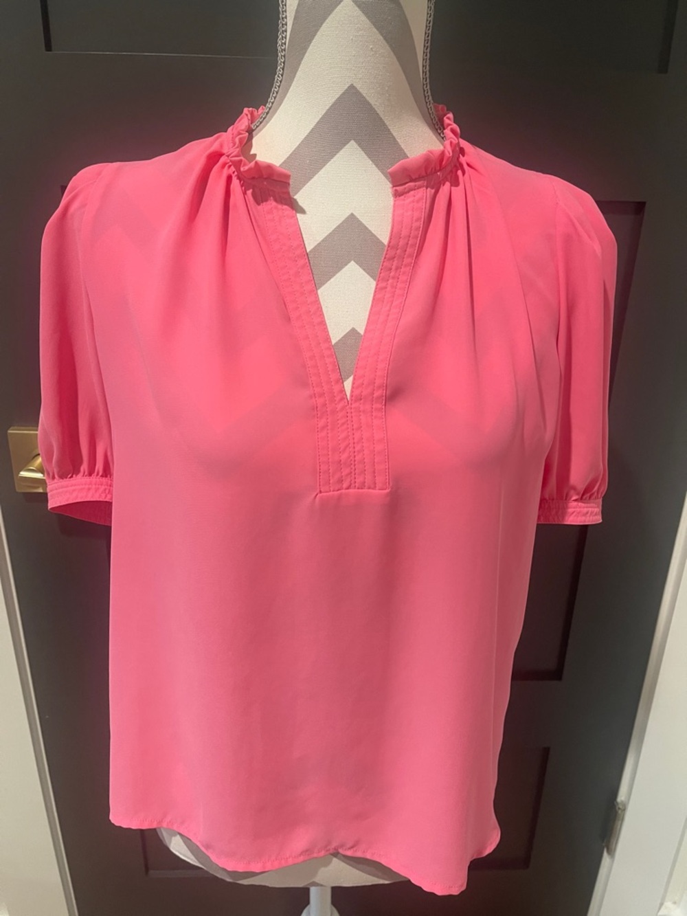 Anthropologie Current Air Ruffled Luxury Split Neck Blouse Size XS